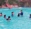Hội đồng Đội huyện Núi Thành khai mạc lớp dạy bơi miễn phí cho trẻ em có hoàn cảnh khó khăn trên địa bàn xã Tam Anh Bắc